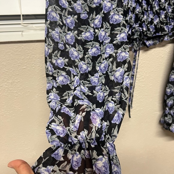 Papaya Black and Blue Smocked Blouse with Puff Sleeves - Picture 6 of 10